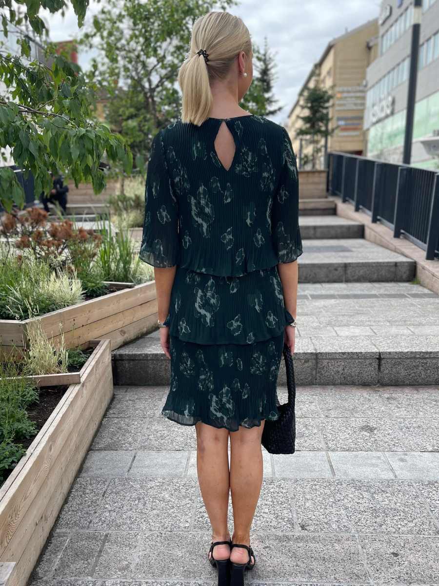 STI Calinda mekko, Noble Jade