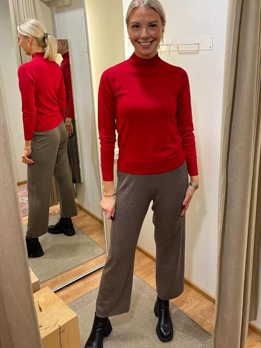 Jensen neulepusero, kilpikonnakaulus punainen