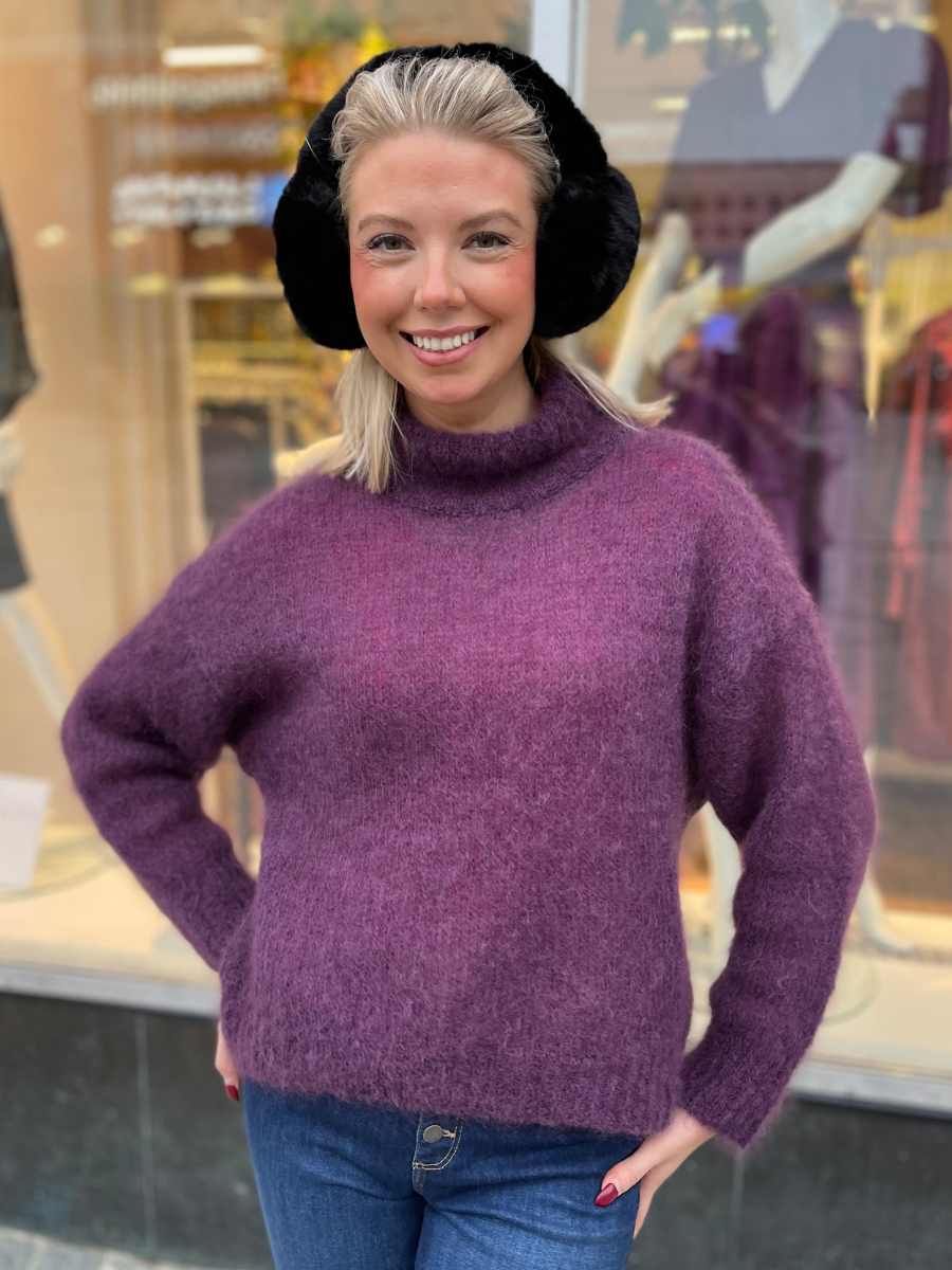 Silmu mohairneule pystykauluksella