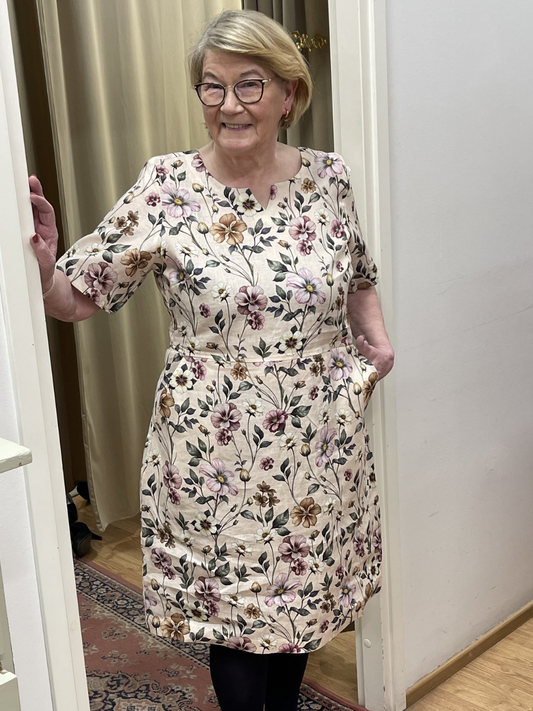 STI Carenne pellavamekko, 2 väriä