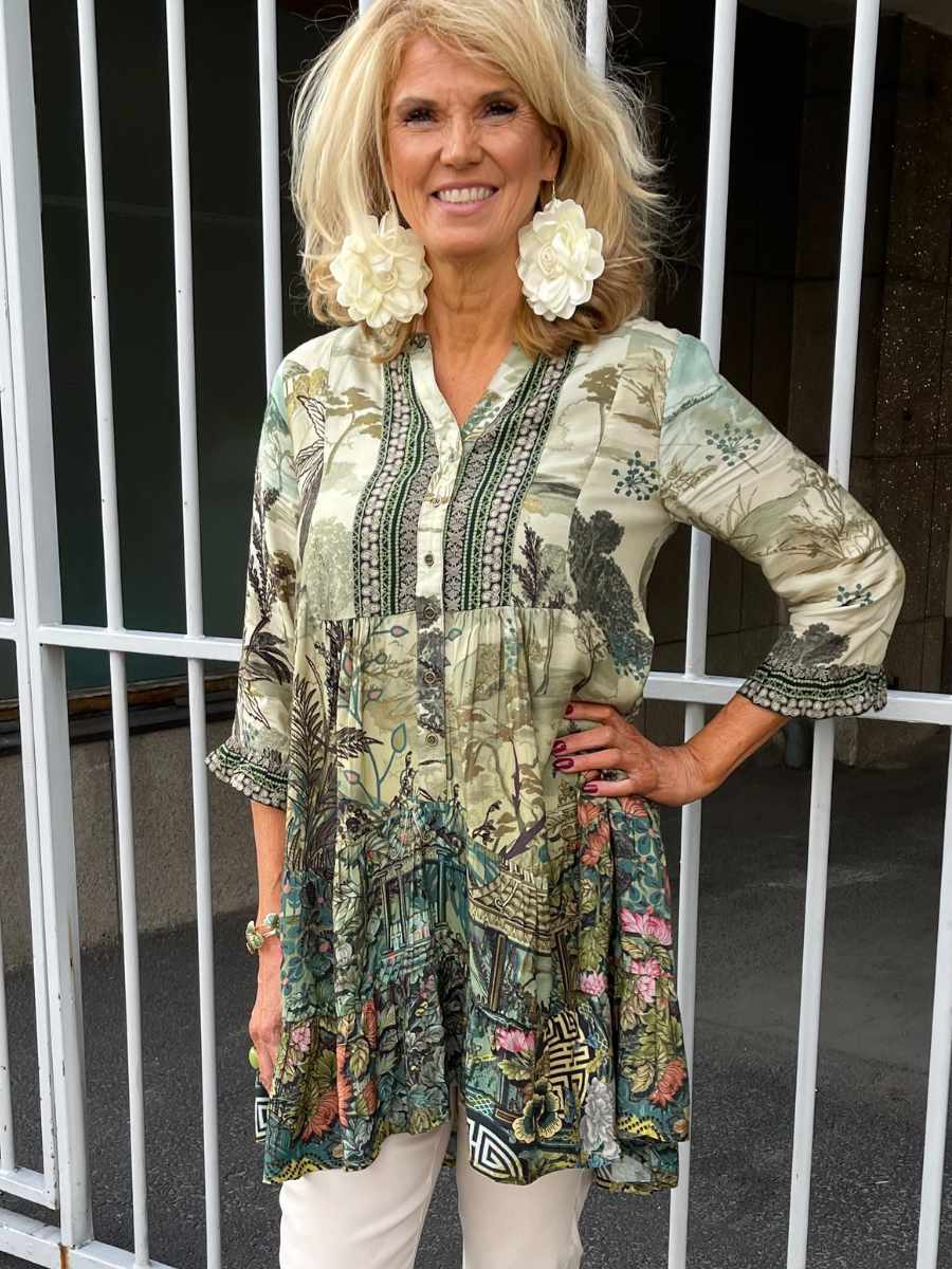 Orientique x Escape Petropolis Dress Layers 31007