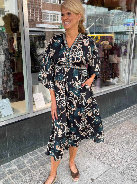 Orientique x Escape Cusco dress V 91214