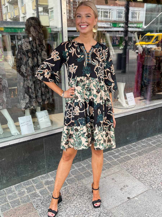 Orientique x Escape Cusco dress 91215