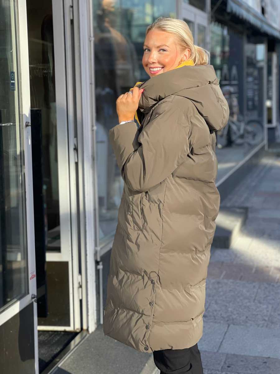 Toppatakki Midi, murrettu valkoinen ja ruskeanharmaa