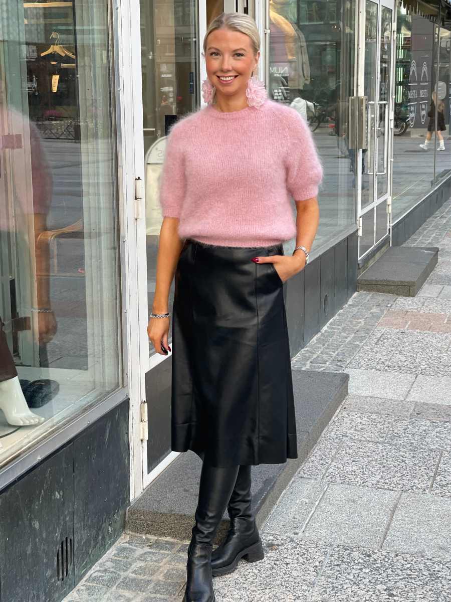 CR Ariana nahkajäljitelmähame, musta