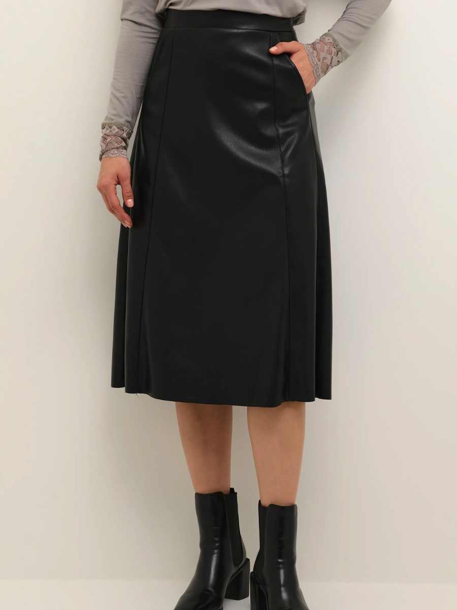 CR Ariana nahkajäljitelmähame, musta