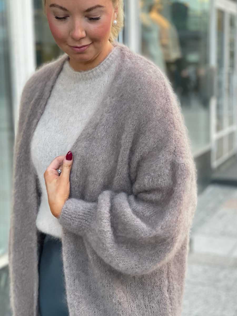 Armi pitkä mohairneuletakki, eri värejä