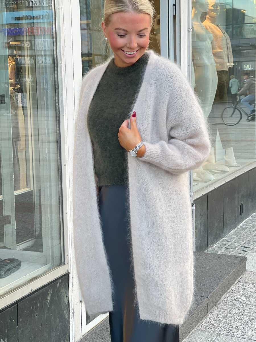 Armi pitkä mohairneuletakki, eri värejä