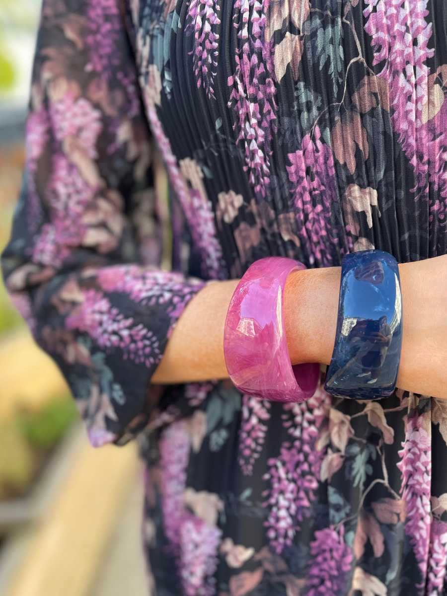 Rannerengas Alabaster, eri värejä