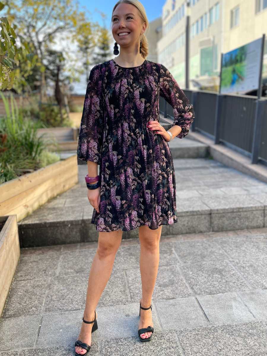 STI Kandriina mekko, latte/musta ja musta/vihreä