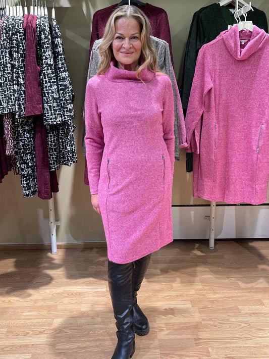 Tunikamekko kauluksella, pinkki